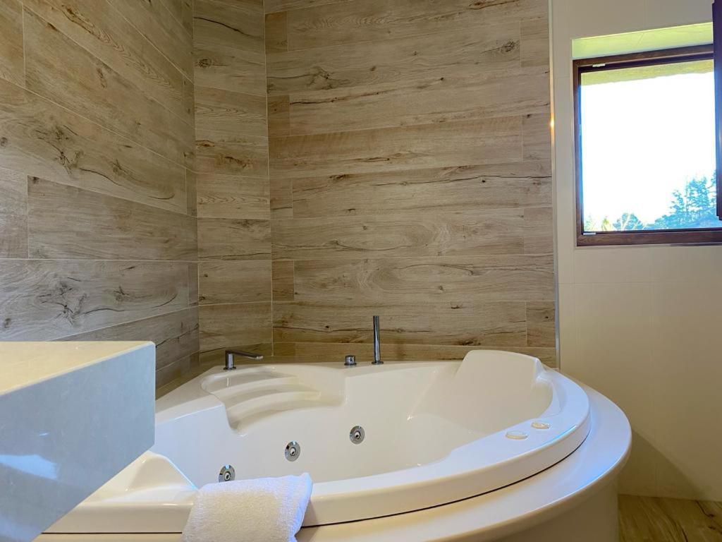 Picos De Europa Suites And Rooms Turieno Zewnętrze zdjęcie
